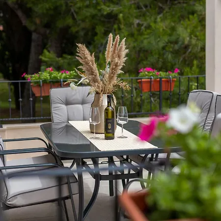 Appartamento 88 Trees Luxury Malinska