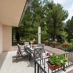 88 Trees Luxury *