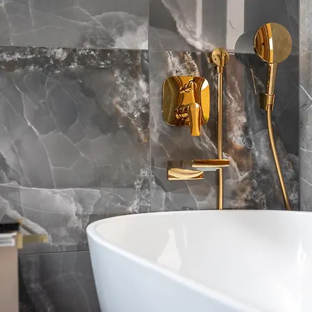 88 Trees Luxury Apartamento Malinska